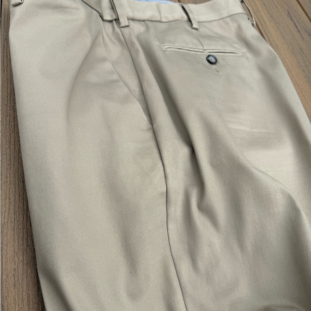 Croft & Barrow No Iron Classic Fit Tan Dress Pants Size 34X 32